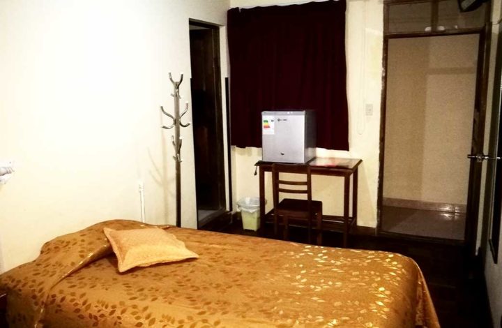 Habitación Simple – baño compartido